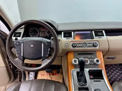 Land Rover Sport