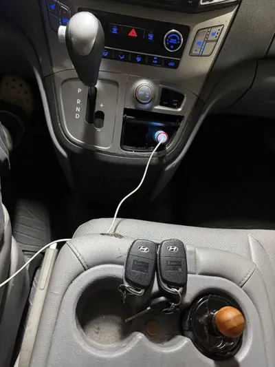 Hyundai Starex