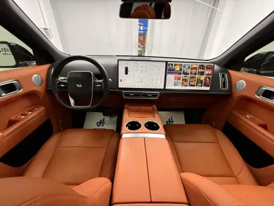 Li Auto Li L8