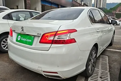 Peugeot 408