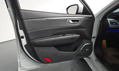 Renault-KoreaSamsung SM6