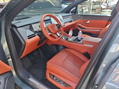 BYD Tang L