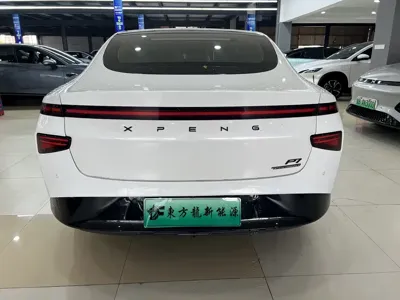 Xpeng P7