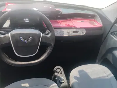 Wuling MINIEV