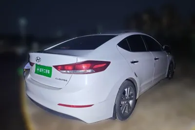 Hyundai Elantra (6th Generation