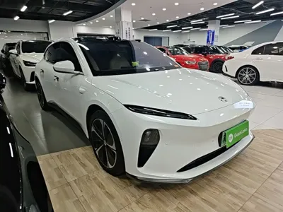 Nio ET5T