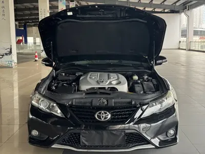 Toyota Reiz