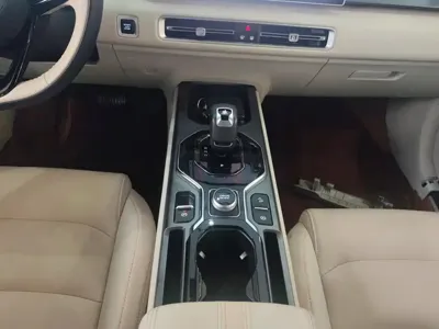 Geely ICON