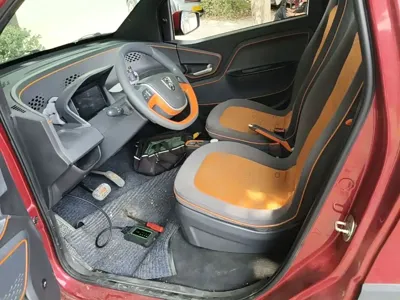 Baojun E100