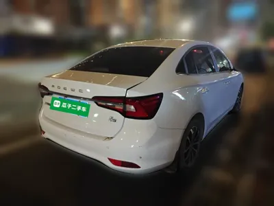 Roewe i5
