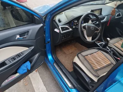 Changan Alsvin V7