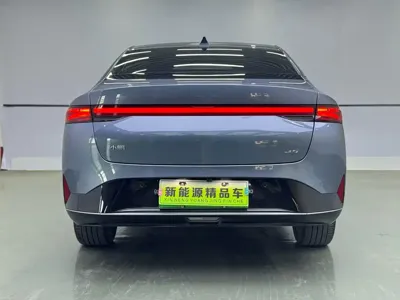 Xpeng P5