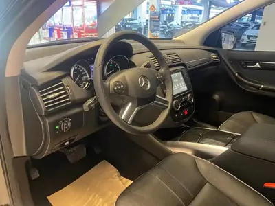 Mercedes-Benz R-Class