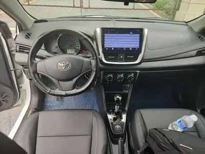 Toyota Yaris L