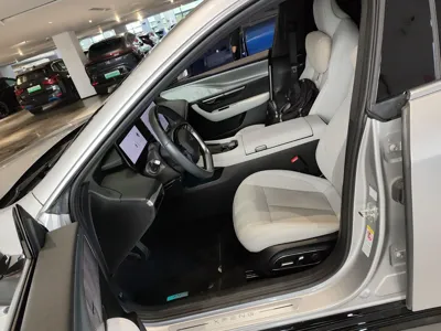 Xpeng P7