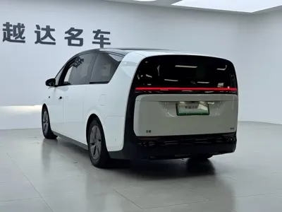 Li Auto Li MEGA