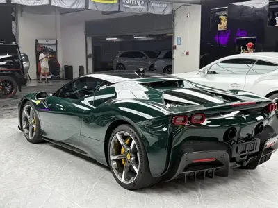 Ferrari SF90