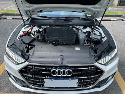 Audi A7L
