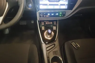 Toyota Corolla Hybrid E+