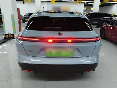 Nio ET5T