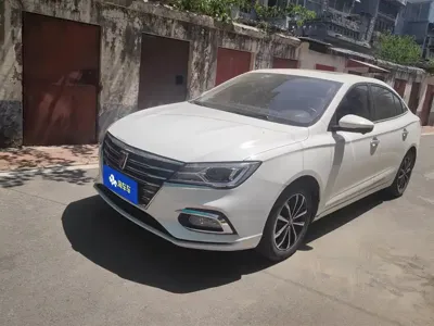 Roewe i5