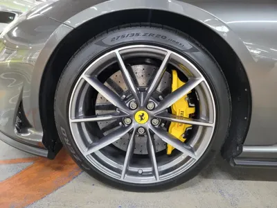 Ferrari 812