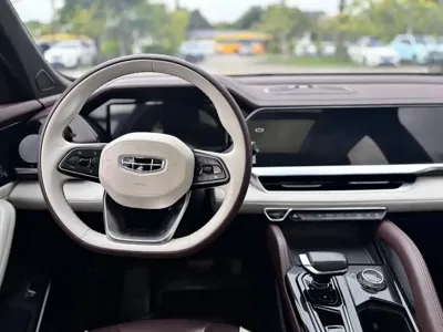 Geely Xingyue L