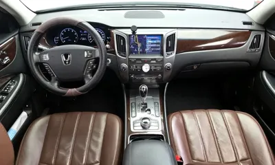 Hyundai Equus