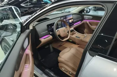 Leapmotor C11