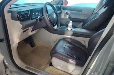 Leapmotor C11