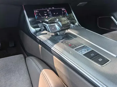 Audi A7L