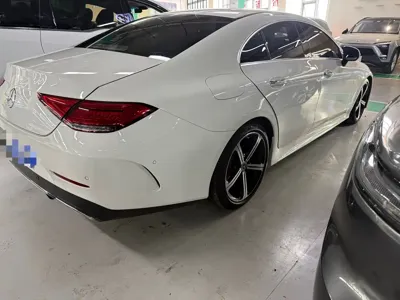 Mercedes-Benz CLS