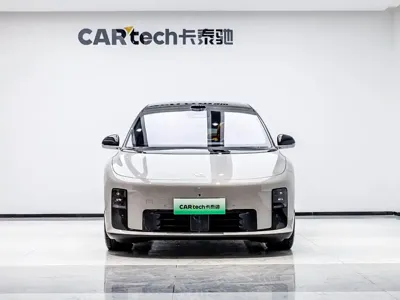 Li Auto Li i8