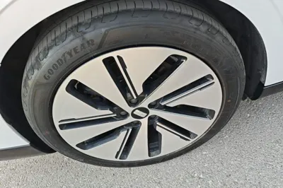 Geely Galaxy E8