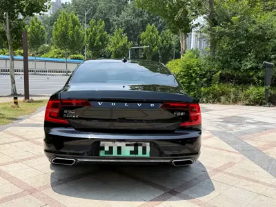 Volvo S90 PHEV