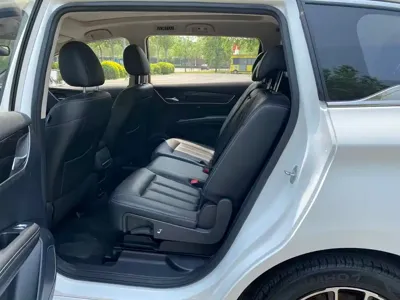 BYD MAX