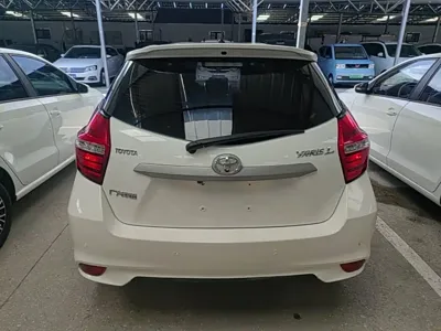 Toyota Yaris L