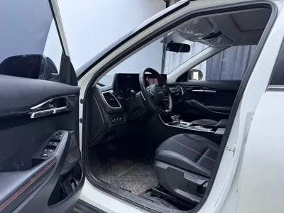 Kia KX3