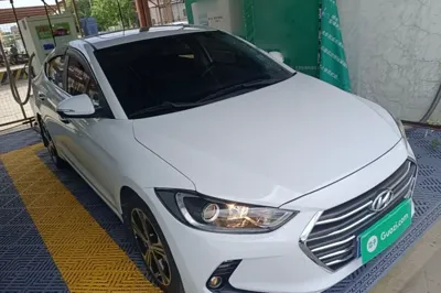 Hyundai Elantra (6th Generation