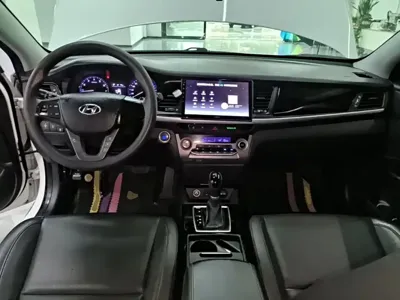 Hyundai Mistra