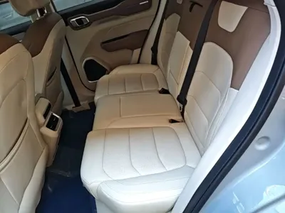 Geely ICON