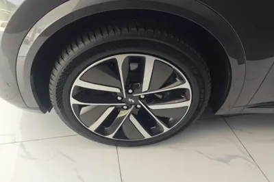Li Auto L9