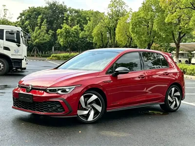 Volkswagen Golf GTI