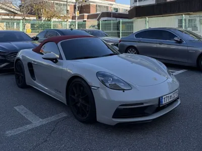Porsche 718