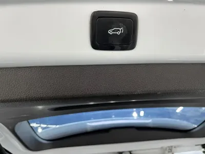 Roewe RX8