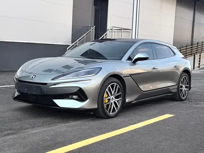 Denza Denza Z9GT