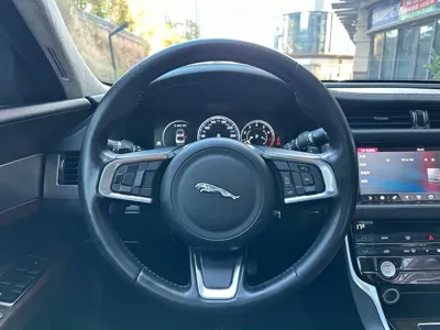 Jaguar XFL