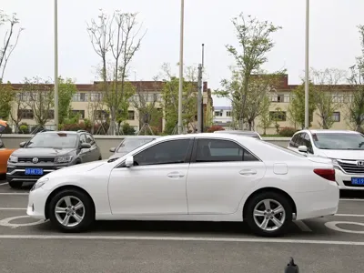 Toyota Reiz