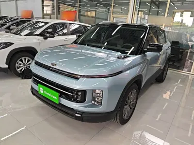 Geely ICON
