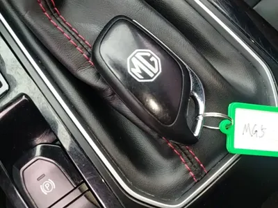 MG MG5